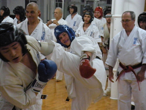 picture - Sensei Kinga Sparring.jpg